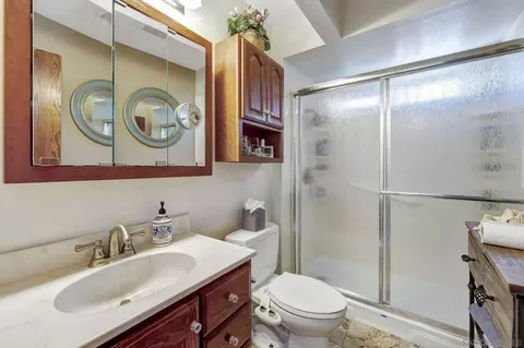 Bath - 9818 Ivy St, Spring Valley, CA 91977 photo 4 of 4