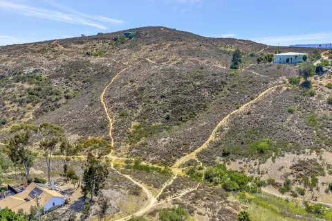 View/Area - 9818 Ivy St, Spring Valley, CA 91977 photo 7 of 7
