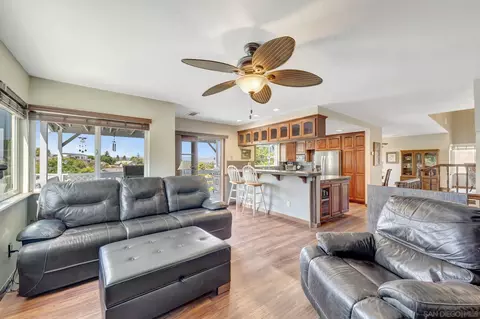 Living - 9818 Ivy St, Spring Valley, CA 91977 photo 1 of 2