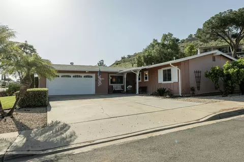 Exterior - 13406 Ann O Reno Ln, Poway, CA 92064 photo 2 of 3