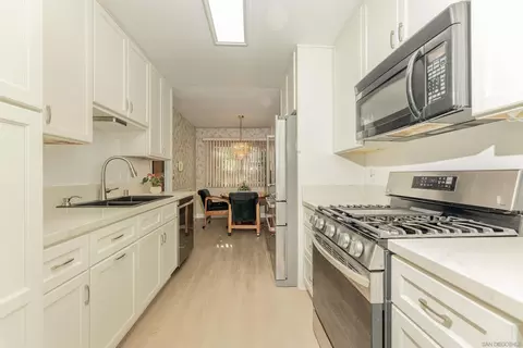 Kitchen - 13406 Ann O Reno Ln, Poway, CA 92064 photo 4 of 4
