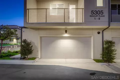 5305 Seacliff Place 8, San Diego, CA 92154