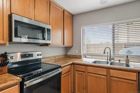 Kitchen - 615 Fredricks Ave #145, Oceanside, CA 92058 photo 5 of 5