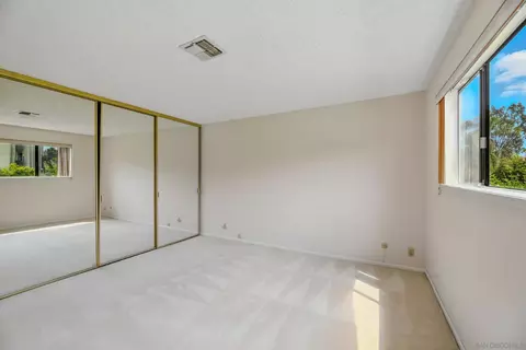 2207 Fairway Ct, Oceanside, CA 92056 photo 18
