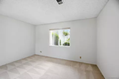 2207 Fairway Ct, Oceanside, CA 92056 photo 20