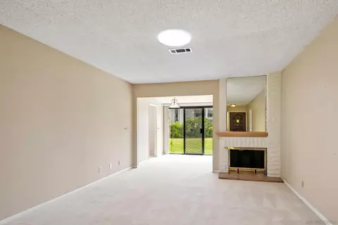 2207 Fairway Ct, Oceanside, CA 92056 photo 15