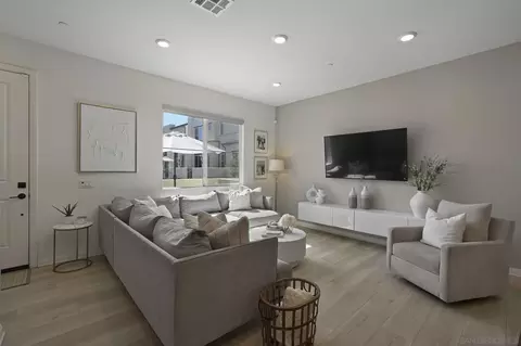 2101 Bluestone Cir, Chula Vista, CA 91913 photo 6