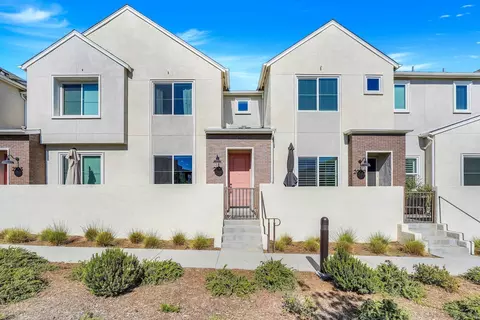 2101 Bluestone Cir, Chula Vista, CA 91913 photo 27