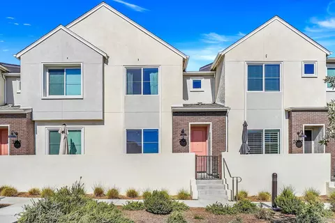 2101 Bluestone Cir, Chula Vista, CA 91913 photo 2