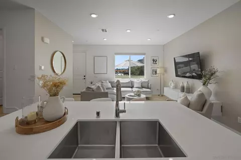 2101 Bluestone Cir, Chula Vista, CA 91913 photo 15