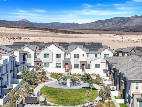 2101 Bluestone Cir, Chula Vista, CA 91913 photo 35