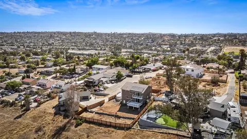 View/Area - 8886 Margaret Ct, Spring Valley, CA 91977 photo 7 of 9