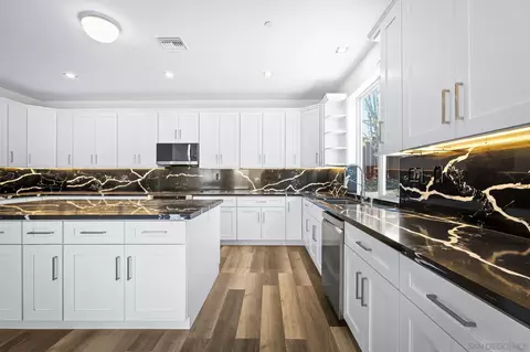 Kitchen - 8886 Margaret Ct, Spring Valley, CA 91977 photo 6 of 6