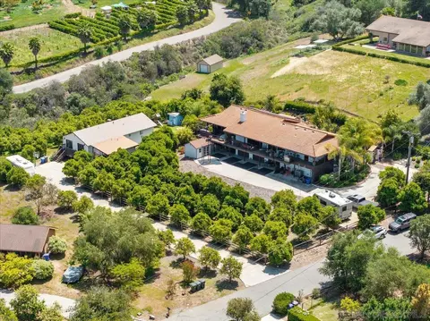 View/Area - 1379 Sunny Heights Rd, Fallbrook, CA 92028 photo 6 of 7