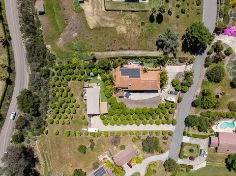 View/Area - 1379 Sunny Heights Rd, Fallbrook, CA 92028 photo 7 of 7