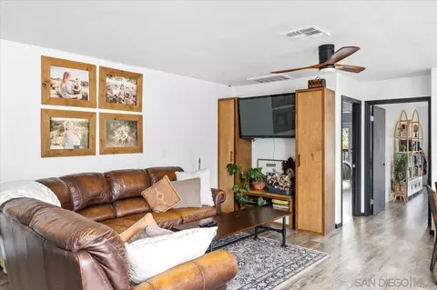 Living - 1379 Sunny Heights Rd, Fallbrook, CA 92028 photo 4 of 4