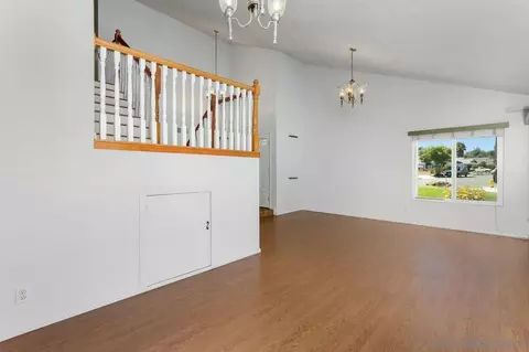 1217 Armstrong Cir, Escondido, CA 92027 photo 9