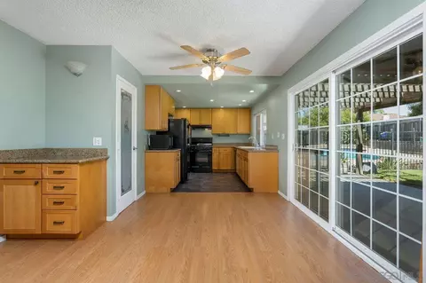 1217 Armstrong Cir, Escondido, CA 92027 photo 16