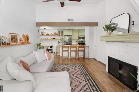 9130 Gramercy Dr #408, San Diego, CA 92123
