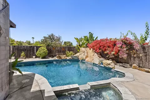 13024 Standish, Poway, CA 92064 photo 28