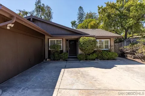 2418 S Barcelona St, Spring Valley, CA 91977 photo 2