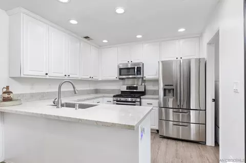 8446 Summerdale Rd #D, San Diego, CA 92126