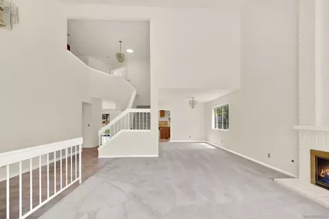 Living - 12710 Treeridge Ter, Poway, CA 92064 photo 3 of 4