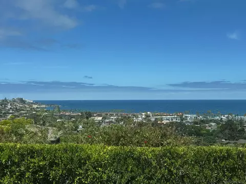 8067 Calle Del Cielo, La Jolla, CA 92037