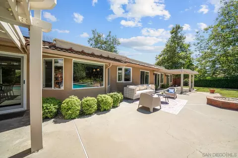 Exterior - 14012 Valley Springs Rd, Poway, CA 92064 photo 10 of 15