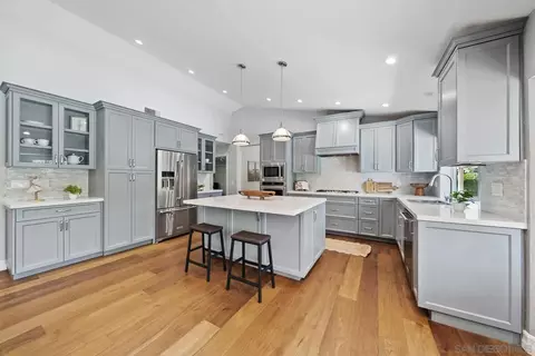 Kitchen - 14012 Valley Springs Rd, Poway, CA 92064 photo 2 of 6