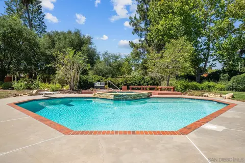 Exterior - 14012 Valley Springs Rd, Poway, CA 92064 photo 6 of 15