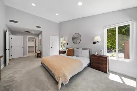 Bedroom - 14012 Valley Springs Rd, Poway, CA 92064 photo 2 of 2