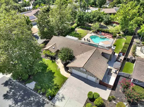 View/Area - 14012 Valley Springs Rd, Poway, CA 92064 photo 2 of 8