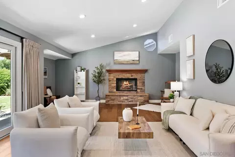 Living - 14012 Valley Springs Rd, Poway, CA 92064 photo 3 of 3