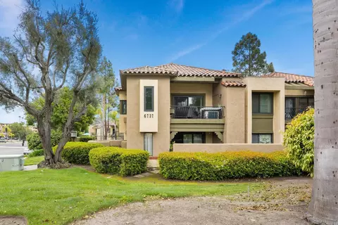 6737 Oakridge Rd #205, San Diego, CA 92120