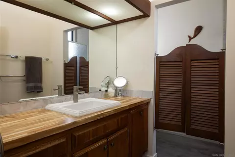 Bath - 364 Bellaire St, Del Mar, CA 92014 photo 1 of 2