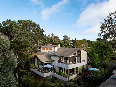 364 Bellaire St, Del Mar, CA 92014