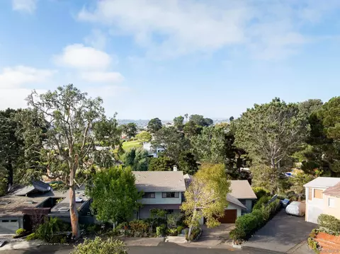 View/Area - 364 Bellaire St, Del Mar, CA 92014 photo 5 of 5