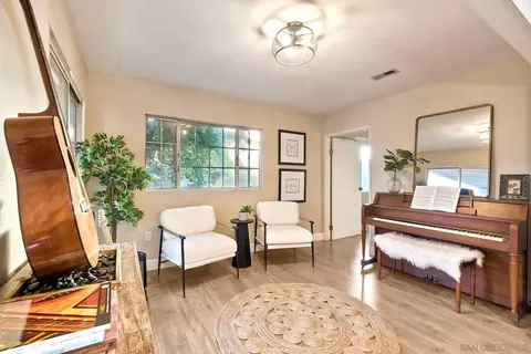 7219 Mimosa Dr, Carlsbad, CA 92011 photo 20