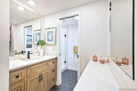 7219 Mimosa Dr, Carlsbad, CA 92011 photo 24
