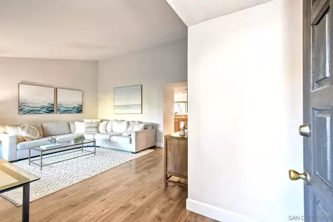 7219 Mimosa Dr, Carlsbad, CA 92011 photo 5