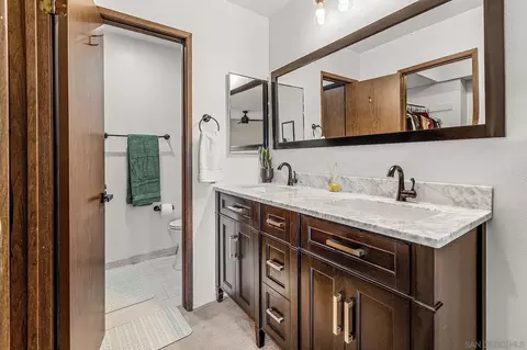 Bath - 5350 Baltimore Dr #20, La Mesa, CA 91942 photo 1 of 3
