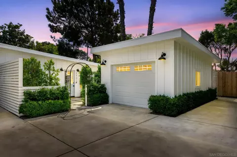 1231 Hermes Ave, Encinitas, CA 92024 photo 2
