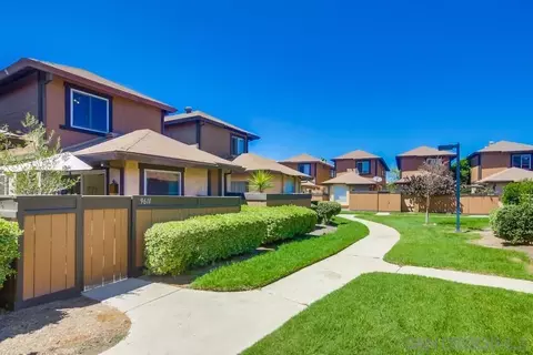 9611 Kumquat Dr, Lakeside, CA 92040
