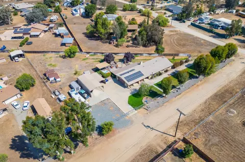View/Area - 2031 Robertson St, Ramona, CA 92065 photo 2 of 5