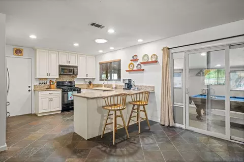 Kitchen - 2031 Robertson St, Ramona, CA 92065 photo 1 of 4