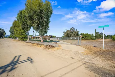 Exterior - 2031 Robertson St, Ramona, CA 92065 photo 8 of 8