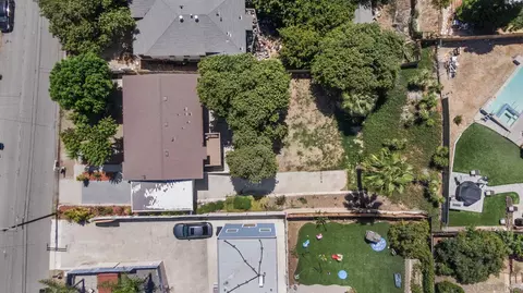 2256 El Prado, Lemon Grove, CA 91945