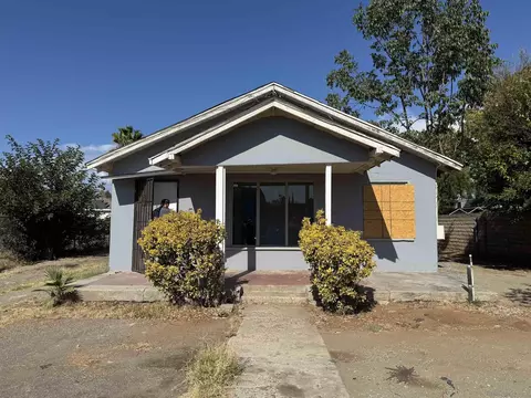 1104 S Escondido Blvd, Escondido, CA 92025