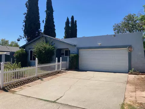 1210 Kent Ave, Escondido, CA 92027